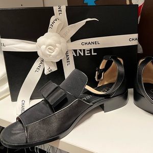 Chanel CC Bow Oxfords Loafers